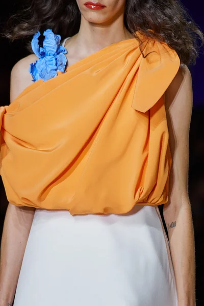 Look 130